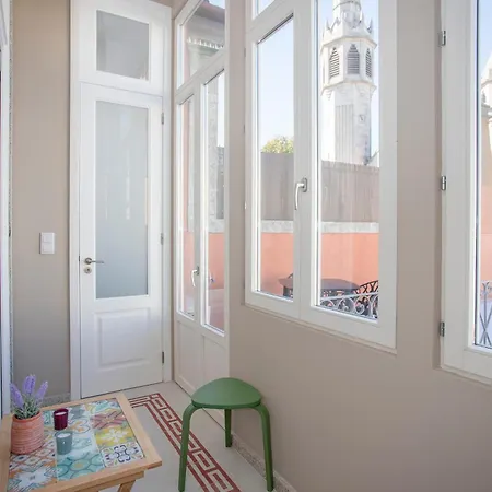 Apartment Liiiving In - Balcony Design