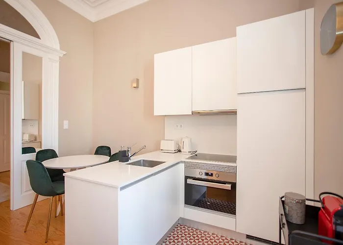 Liiiving In - Balcony Design Διαμέρισμα