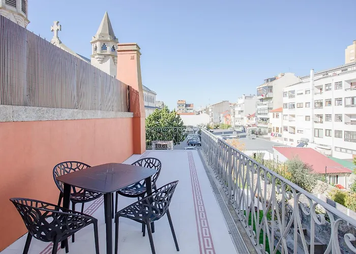 Liiiving In - Balcony Design ポルト