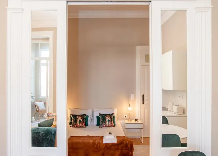 Liiiving In - Balcony Design *