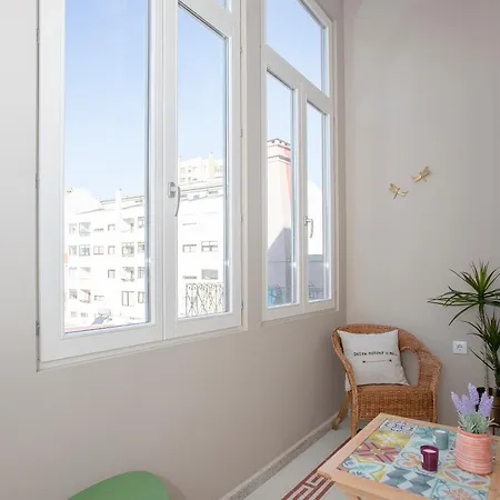 Liiiving In - Balcony Design * Porto