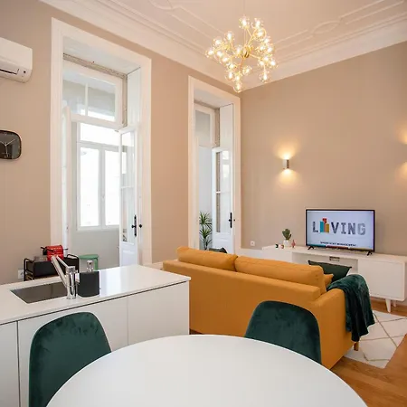 Liiiving In - Balcony Design Apartament